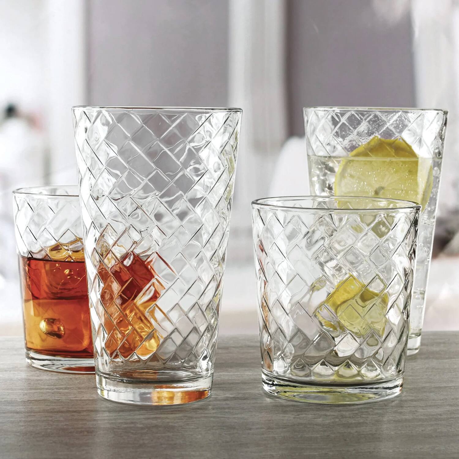 Left. Jay Import - Chevron 12PC. Entertaining Set - Clear.