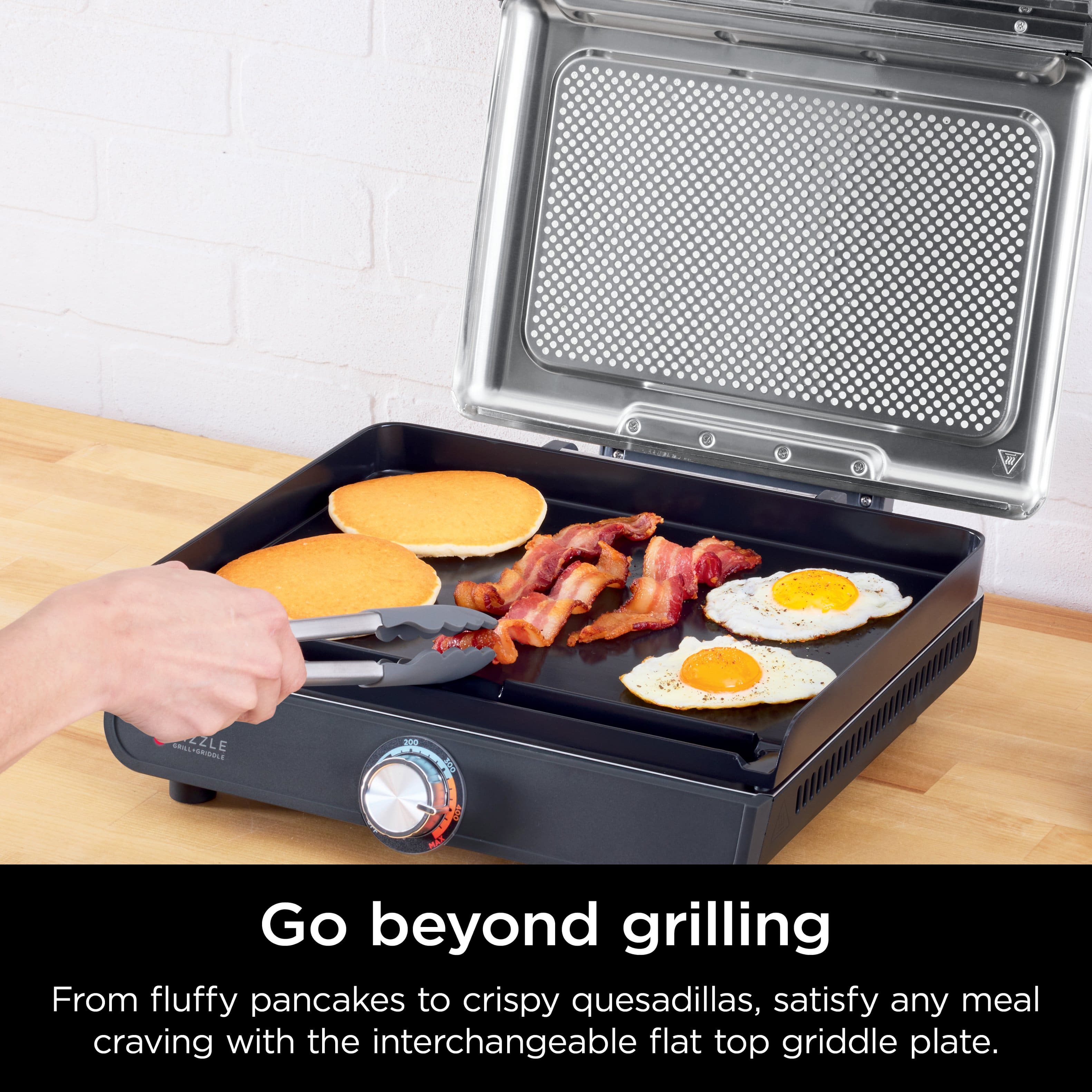 Go beyond grilling - From fluffy pancakes to crispy quesadillas, satisfy any meal craving with the interchangeable flat top griddle plate.
