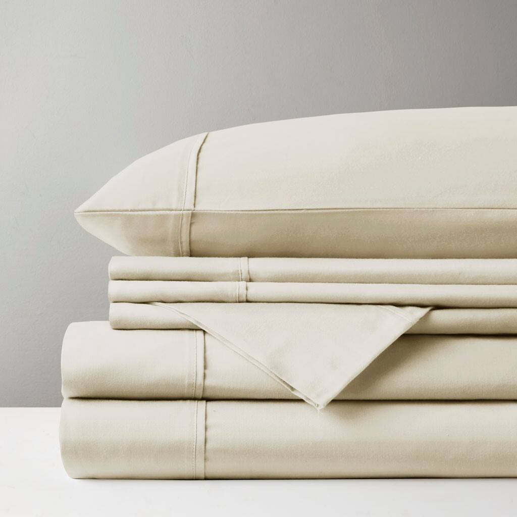 Alt View 2. Gracie Mills - Gracie Mills Elodie 800 Thread Count Sateen Sheet Set - Ivory.