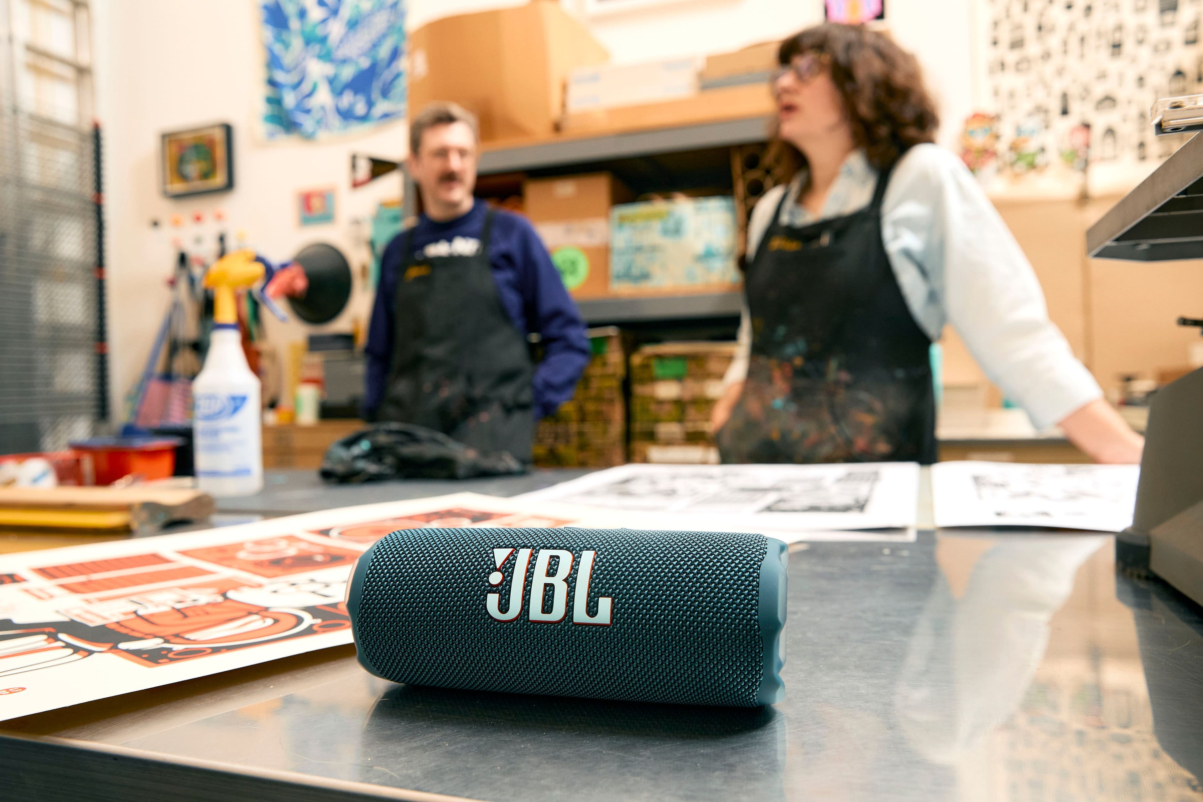 Alt View 16. JBL - JBL Flip 7 - Portable waterproof and drop-proof speaker - 2025 - Blue.