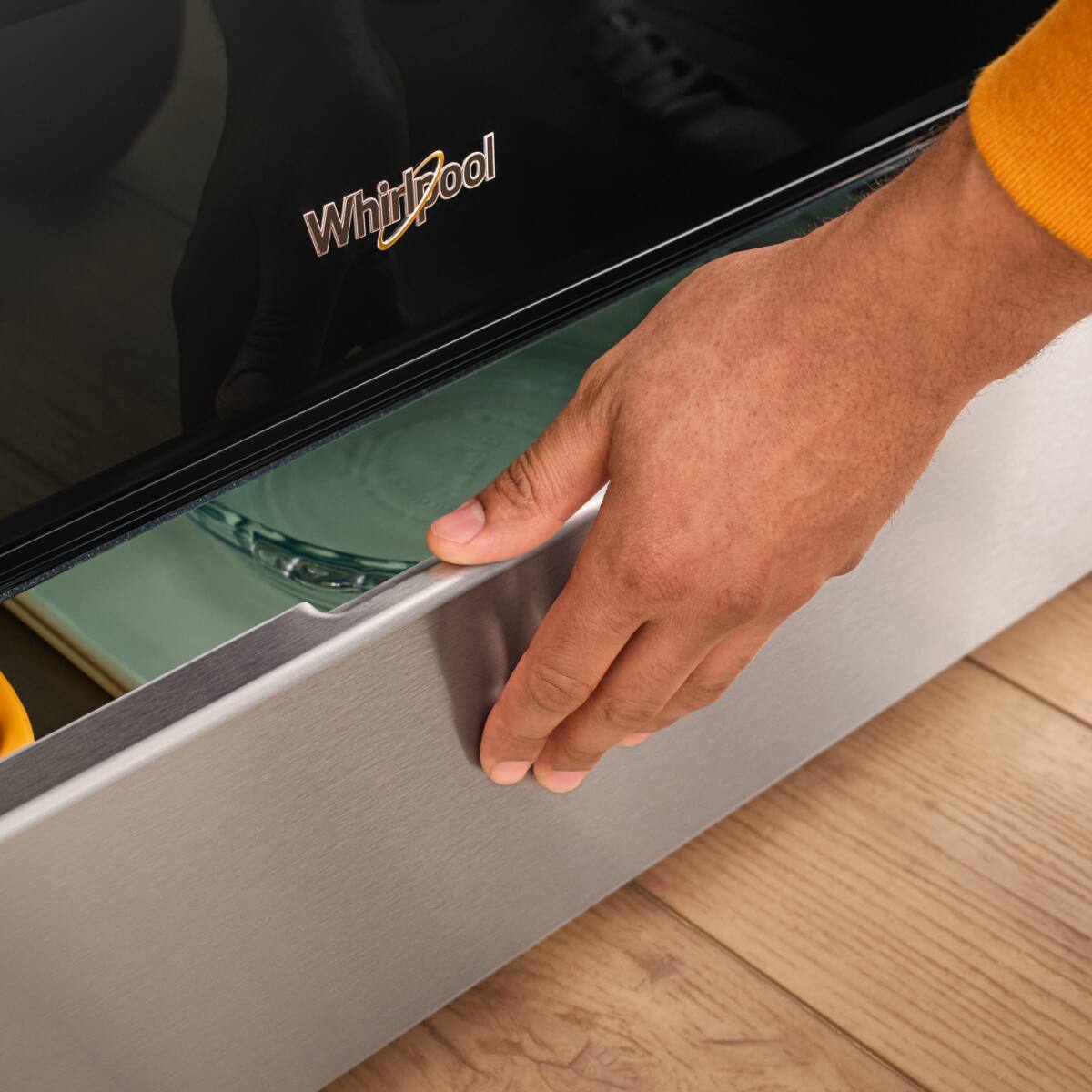 Alt View 9. Whirlpool - Whirlpool - 6.4 Cu. Ft. Slide-In Electric Induction Range with No Preheat Air Fry - Stainless Steel - Fingerprint Resistant Stainless Steel.