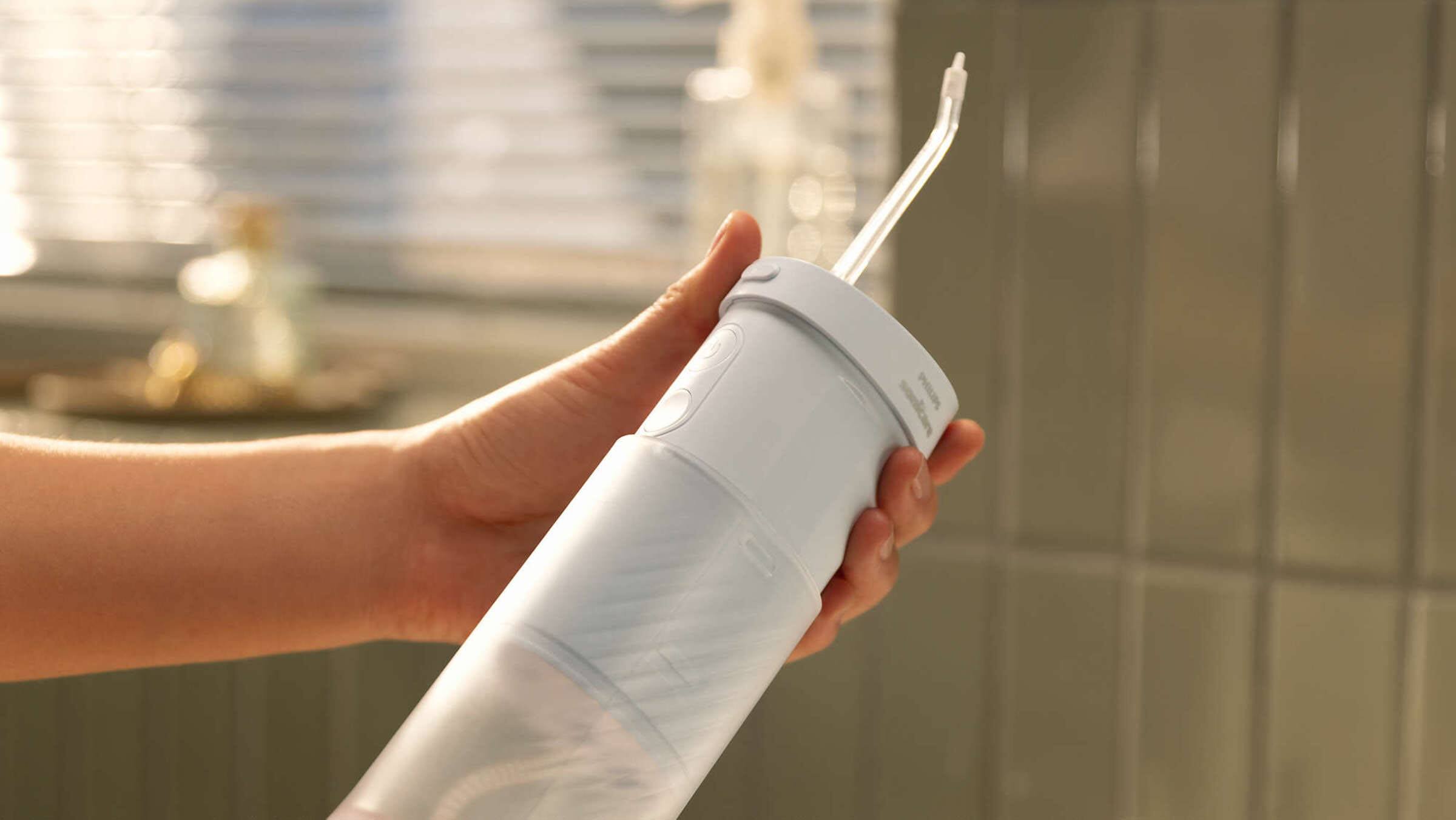 Alt View 19. Philips Sonicare - Philips Sonicare Compact Flosser 1000, Blue - Blue.