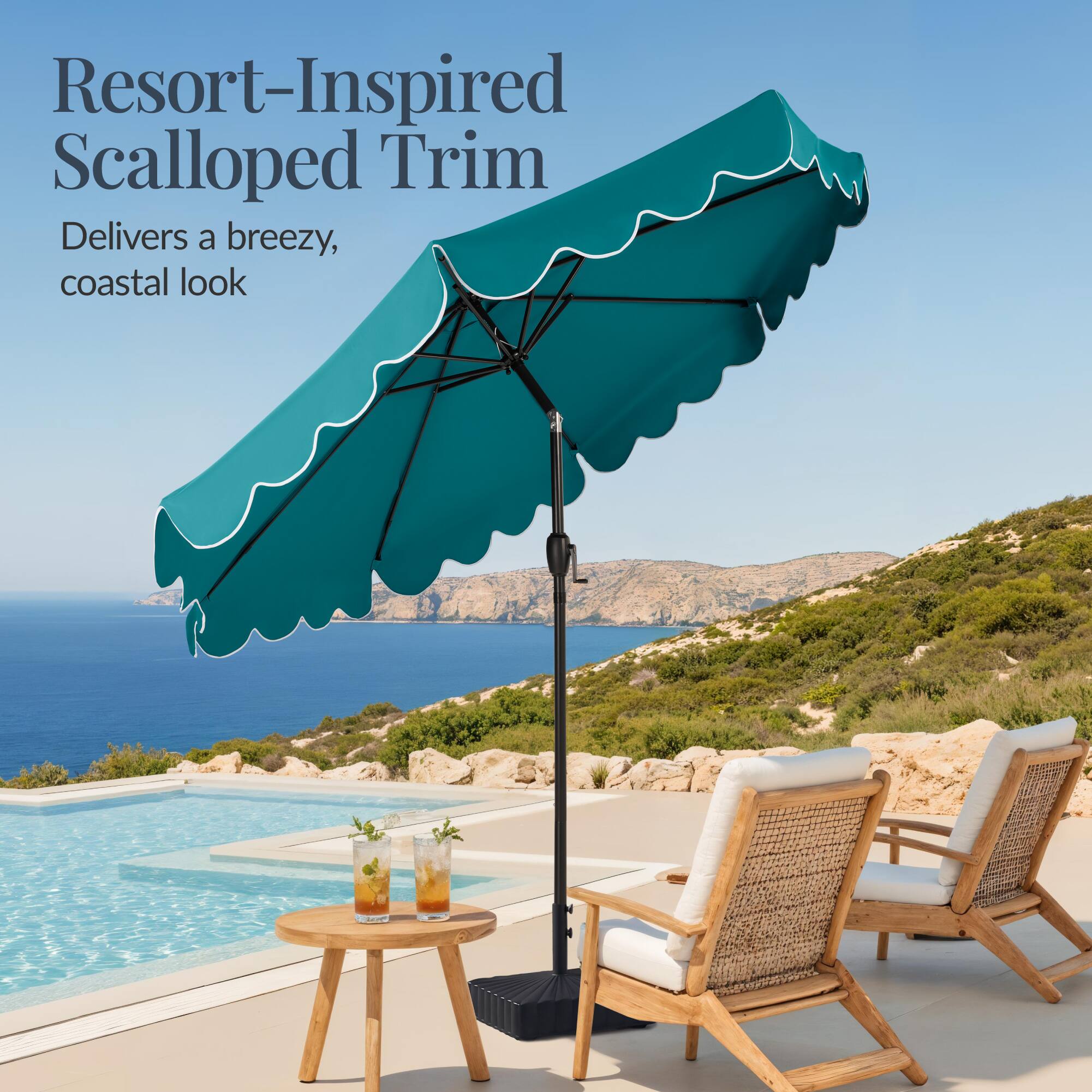 Resort-Inspired Scalloped Trim  
Delivers a breezy, coastal look