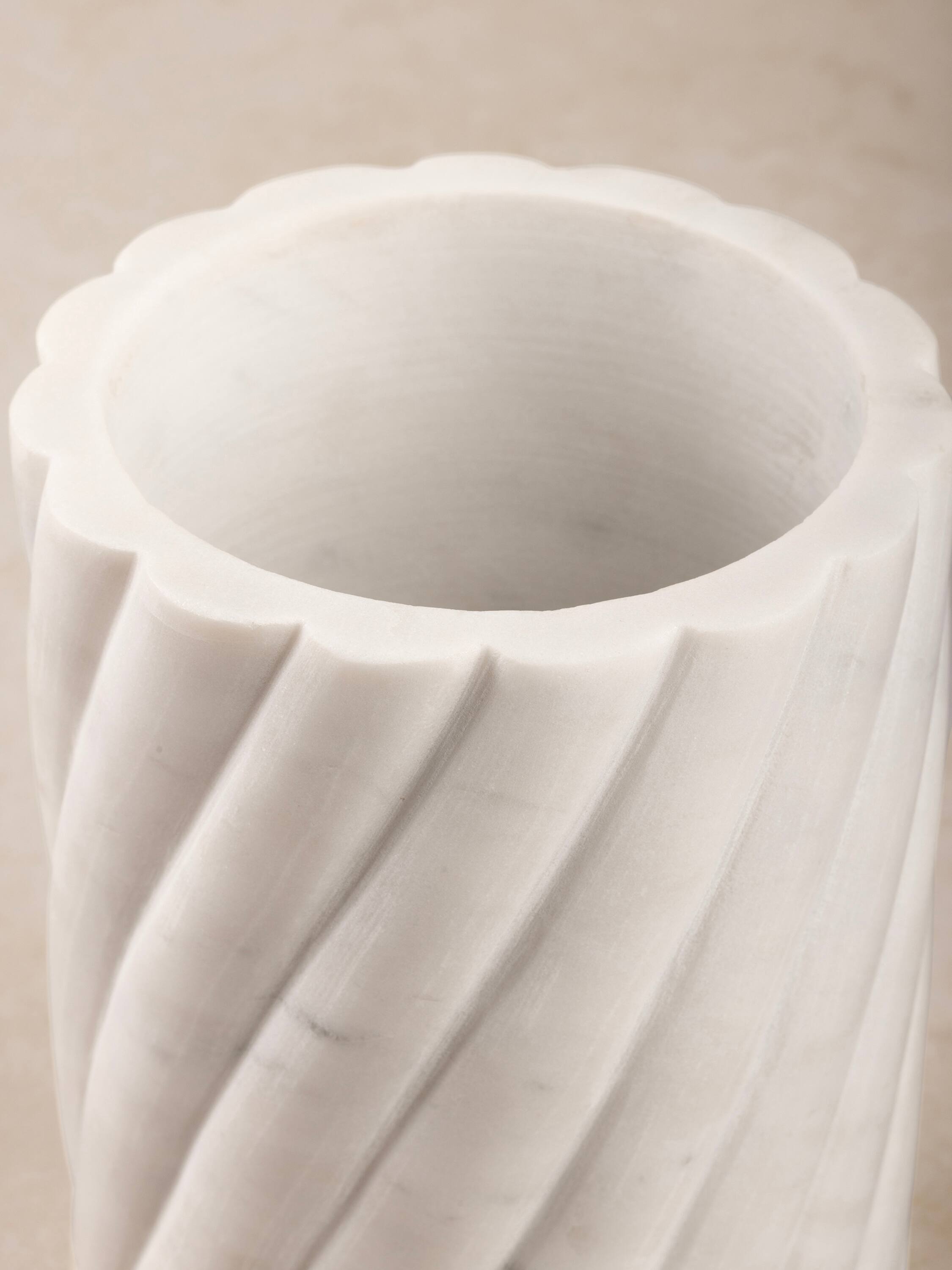 Left. GAURI KOHLI - Taraz Wine Cooler - White.