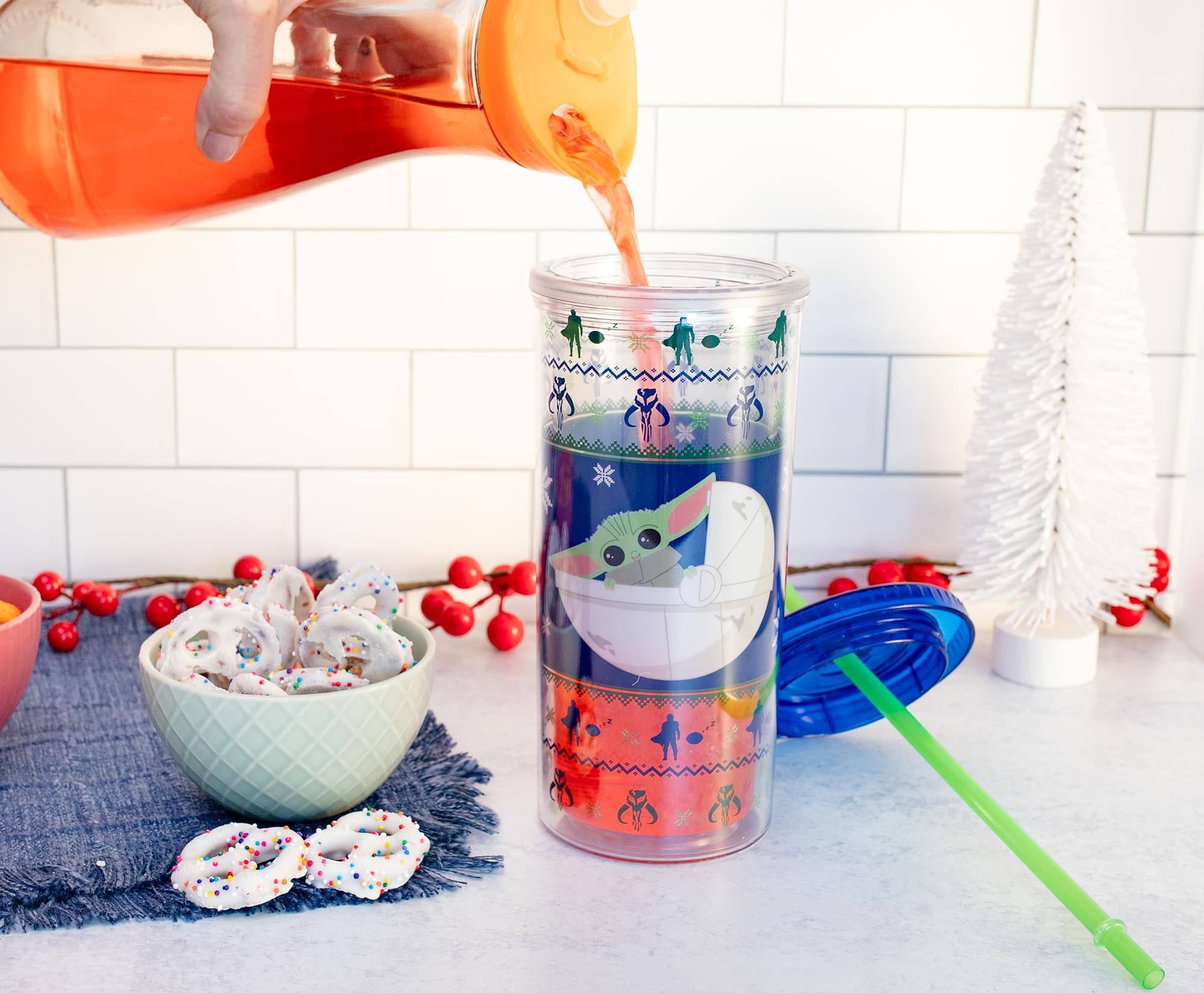 Alt View 4. Silver Buffalo - Star Wars: The Mandalorian Grogu Christmas Sweater Carnival Cup | Hold 20 Ounces - Green.