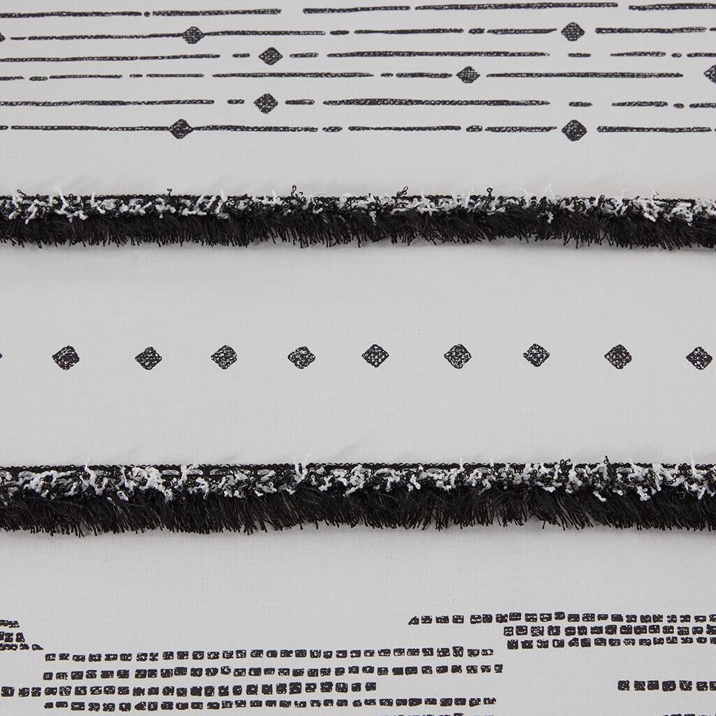 Alt View 5. Gracie Mills - Gracie Mills Hogan Boho Cotton Printed Comforter Set with Trims - Black/White.