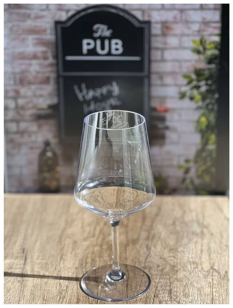 The PUB  
Harry Hoyt