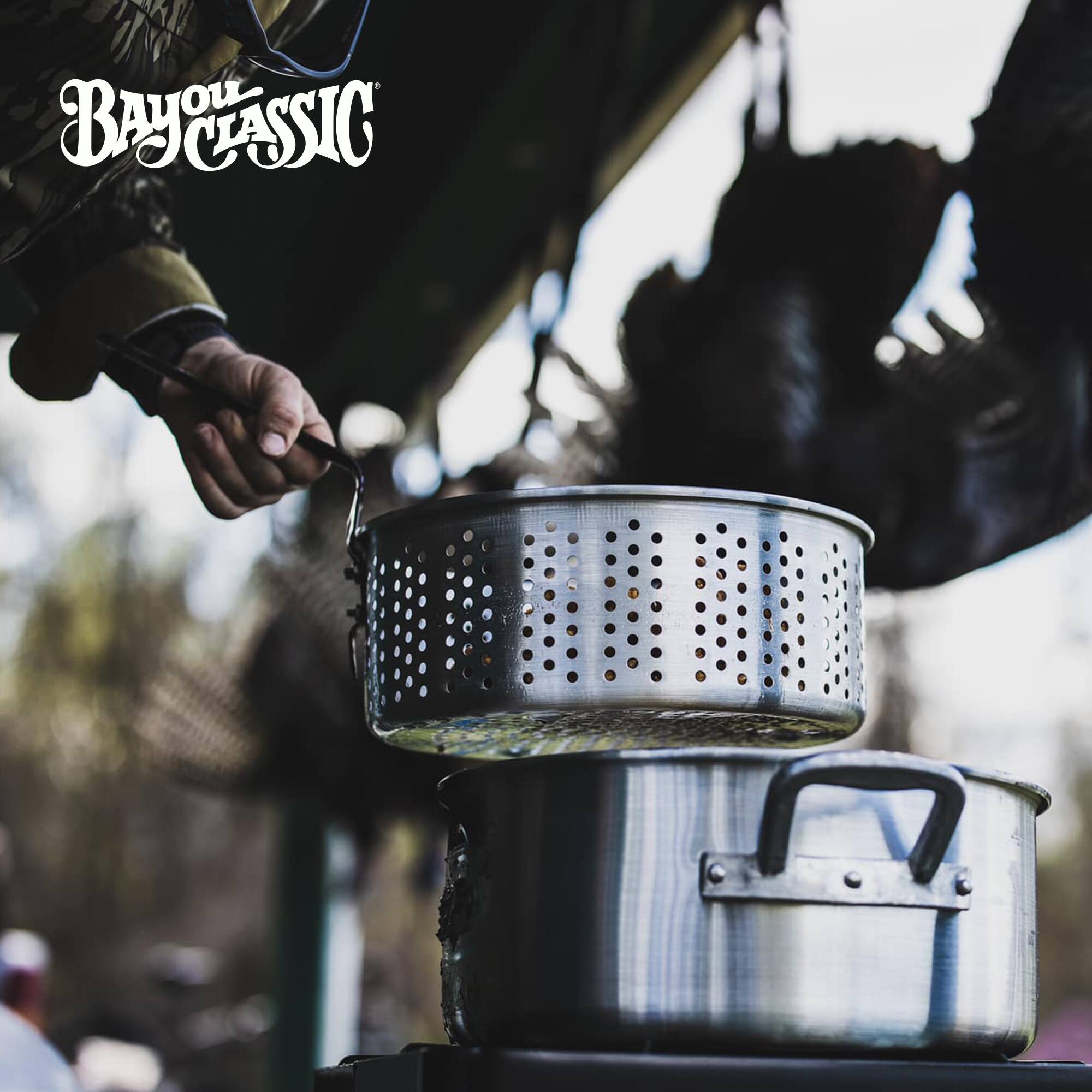 Alt View 3. Bayou Classic - Bayou Classic 10 Quart Stainless Steel Fry Pot w/Perforated Basket & Thermometer - Silver.