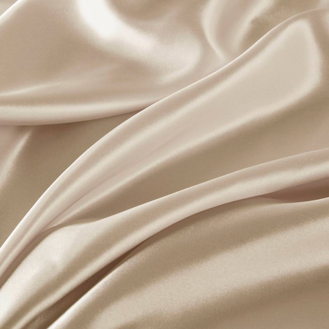 Alt View 5. Gracie Mills - Gracie Mills Coralie 6-Piece Wrinkle-free Satin Sheet Set - Champagne.