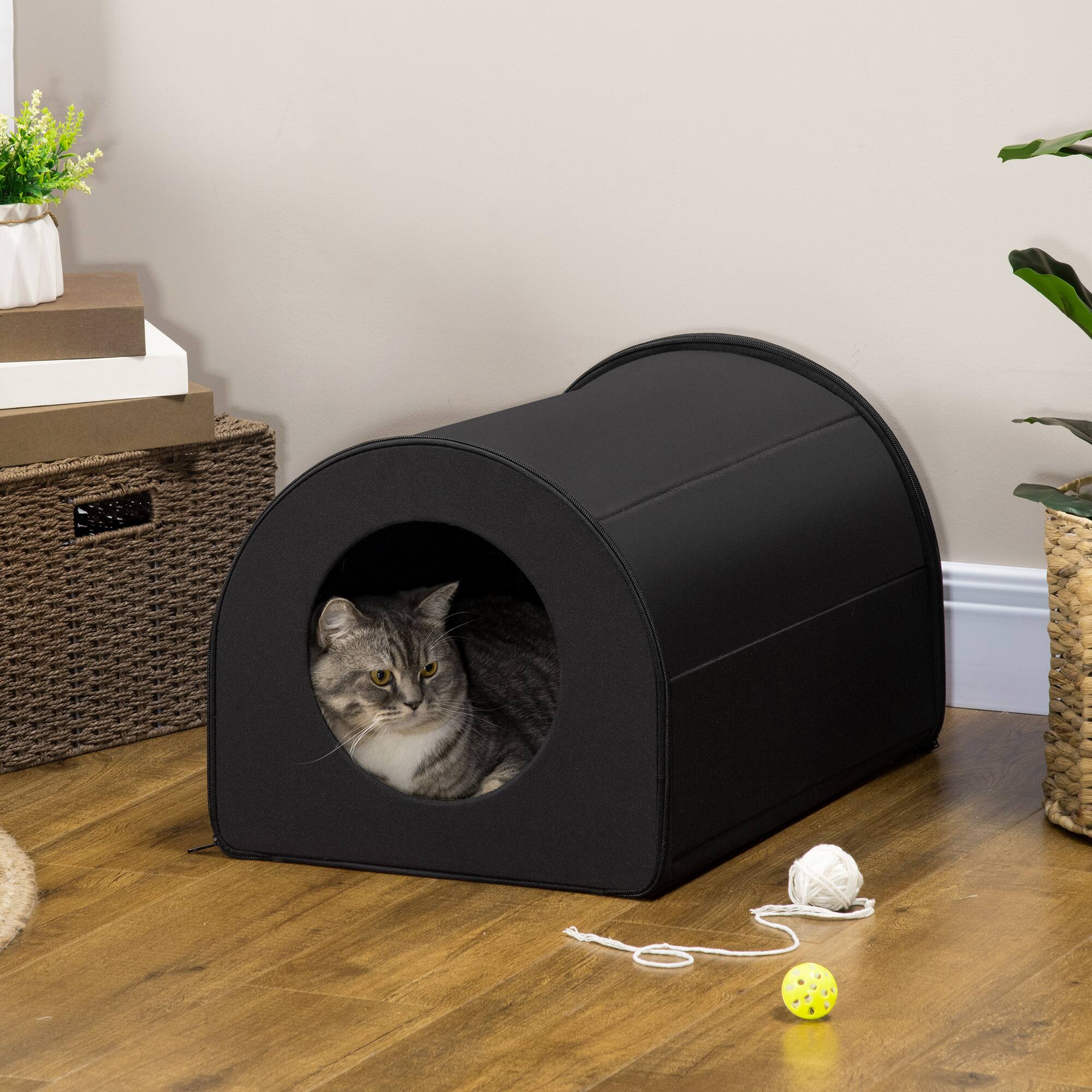 Angle. Pawhut - Dome Heated Cat House Portable and Waterproof Pet Shelter for Kitty in Winter.