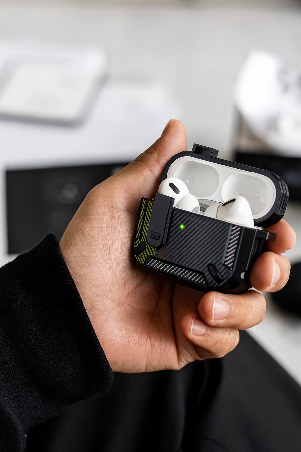 Alt View 1. SaharaCase - Apple Airpods Pro 3 Secure Lock Case | Heavy Duty | Shock Absorbing Corners | Raider Series - Carbon Black.