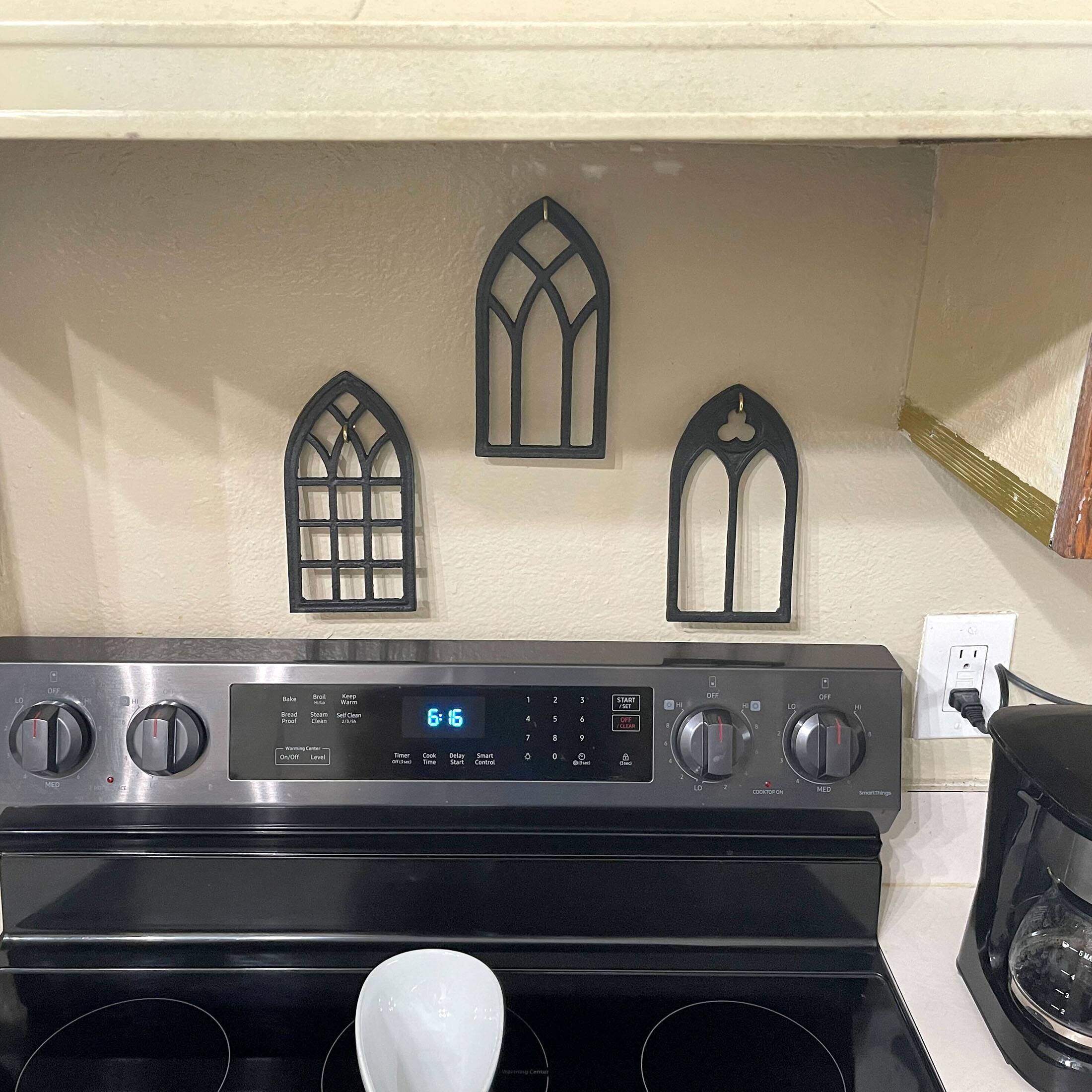 -ode I - - - - - : 6:16 - - 1 1: I  1 4 1 C. . DEI E LE  . - - - -n I A - da MC