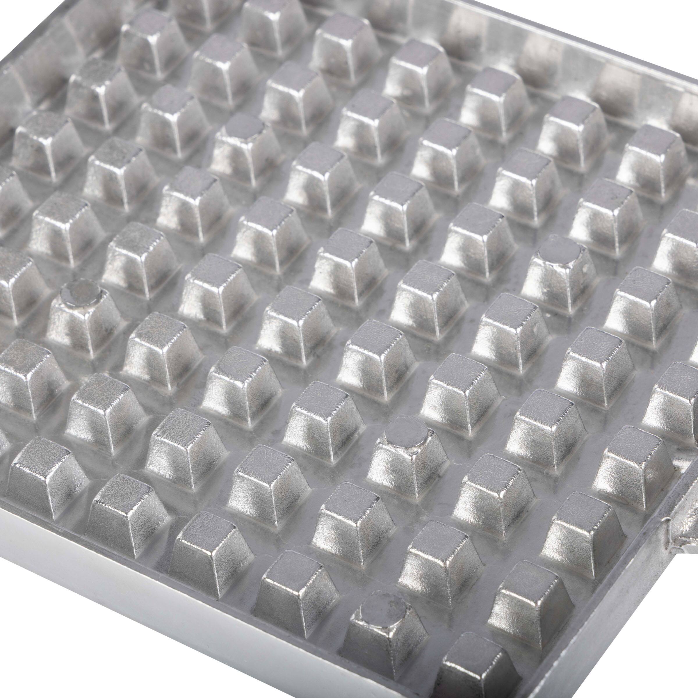 Angle. Kings County Tools - 10in Waffle Maker with Handles - Silver and Brown.