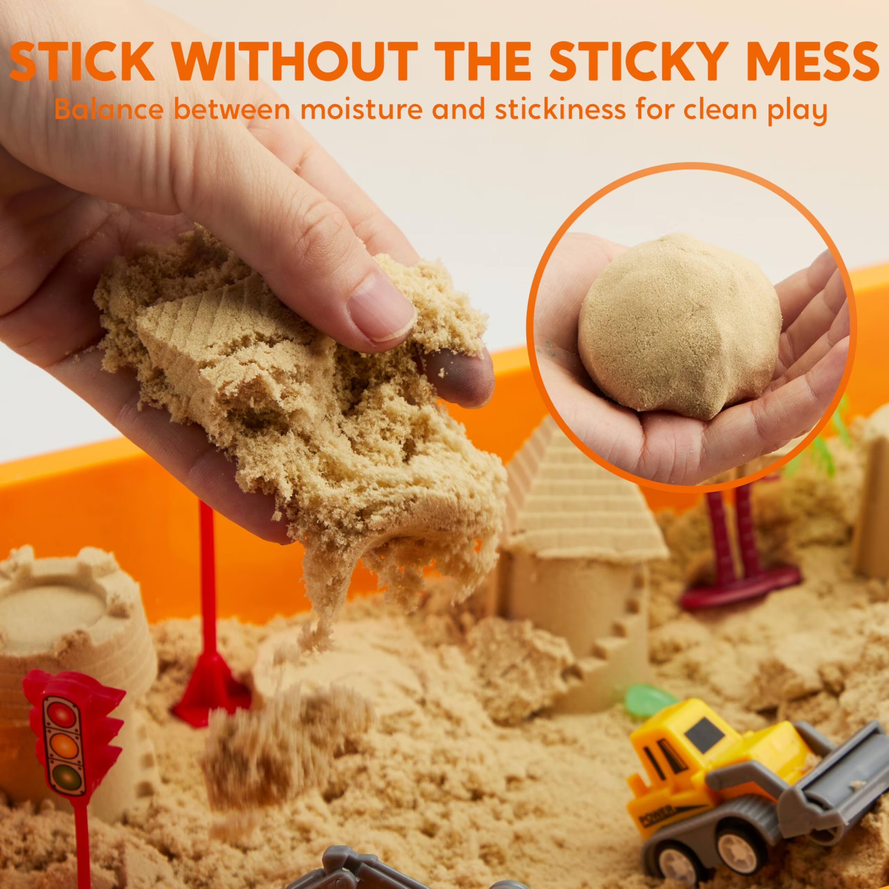 STICK WITHOUT THE STICKY MESS  
Balance between moisture and stickiness for clean play
