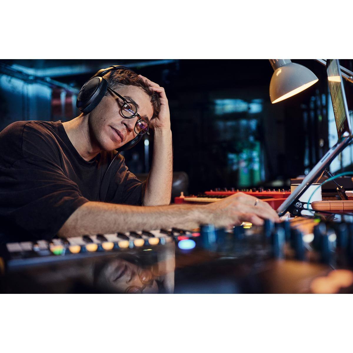 Alt View 5. Sennheiser - Sennheiser HD 400 PRO Studio Reference Headphones.