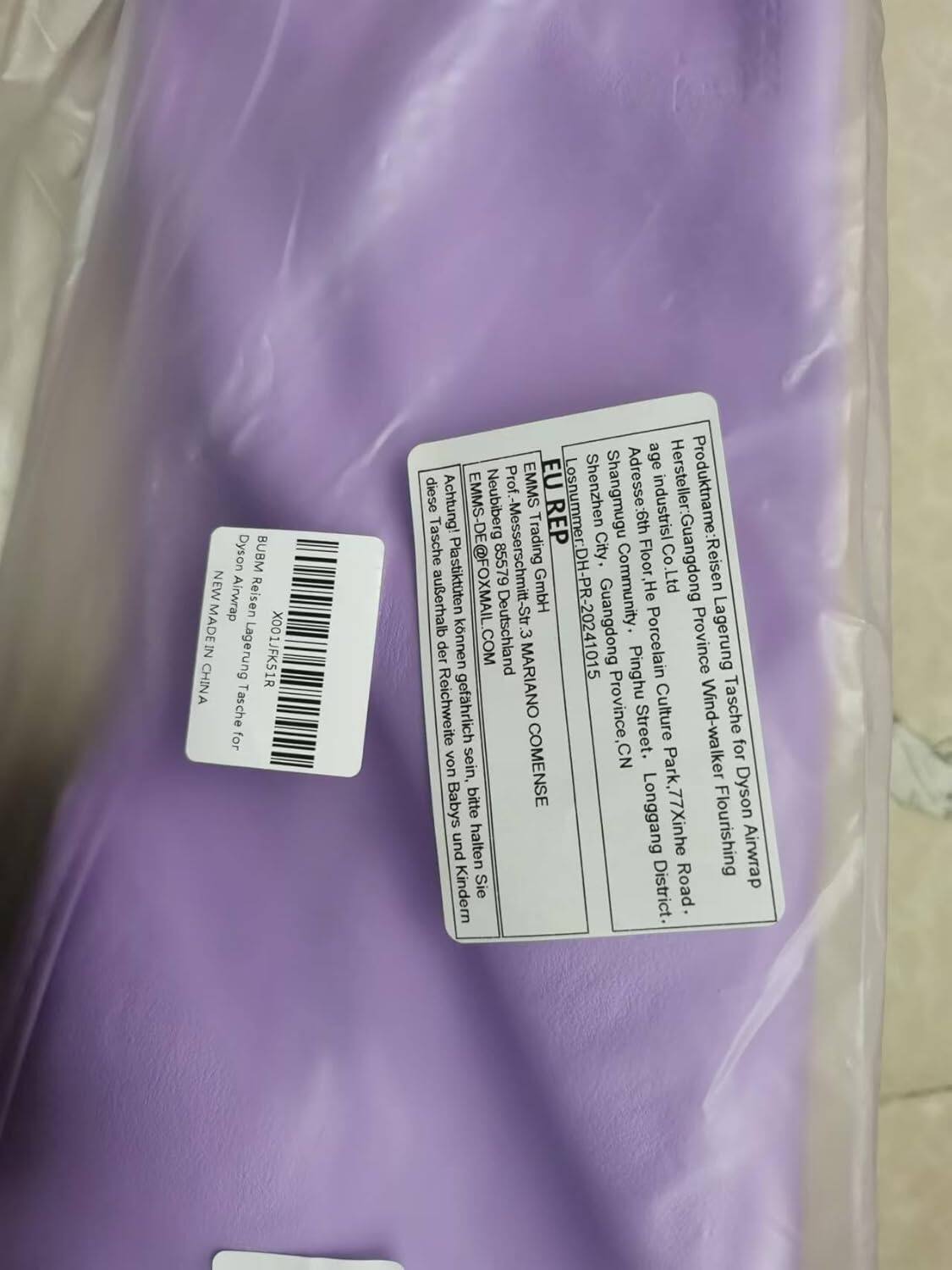 Dyson BUBM NEW Airwrap Reisen MADEIN Lagerung X001JFKS1R CHINA Tasche for Dyson Airwrap

Achtung! Diese Tasche aus Plastik besteht aus

EMMS-DE Neubiberg
Losnummer: 85579 imfoc1o2zoM-to1
Trading GmbH
REP

Adresse: 6th Floor, He Community, Porcelain Culture Park, 77Xinhe Longgang District, Guangdong Province, Pinghu, Guangdong Province, China

Hersteller: Shangmugu industries Co. Ltd

Produktname: Reisen

Lagerung: Reichweite

Bitte halten Sie die Tasche für Babys und Kinder

EMMS-DE Neubiberg
Losnummer: 85579 imfoc1o2zoM-to1
Trading GmbH
REP