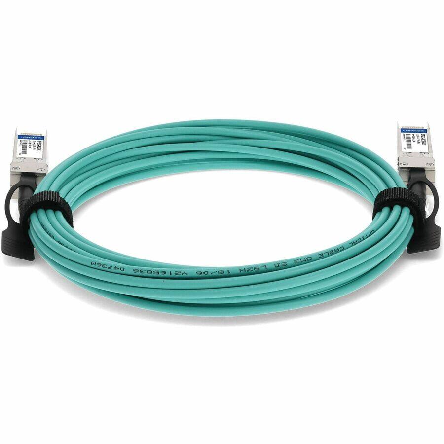 Sure, here is the corrected and grouped text:

**Optical Cable Information:**
- CWO 04736
- SD Sc059
- Z
- 18/06
- 90
- 20
- L
- H2S

**Additional Text on the Cable:**
- 20 AWG
- 7/0.25
- H2S
- 24/155969
- 104254
- 104254
- 104254