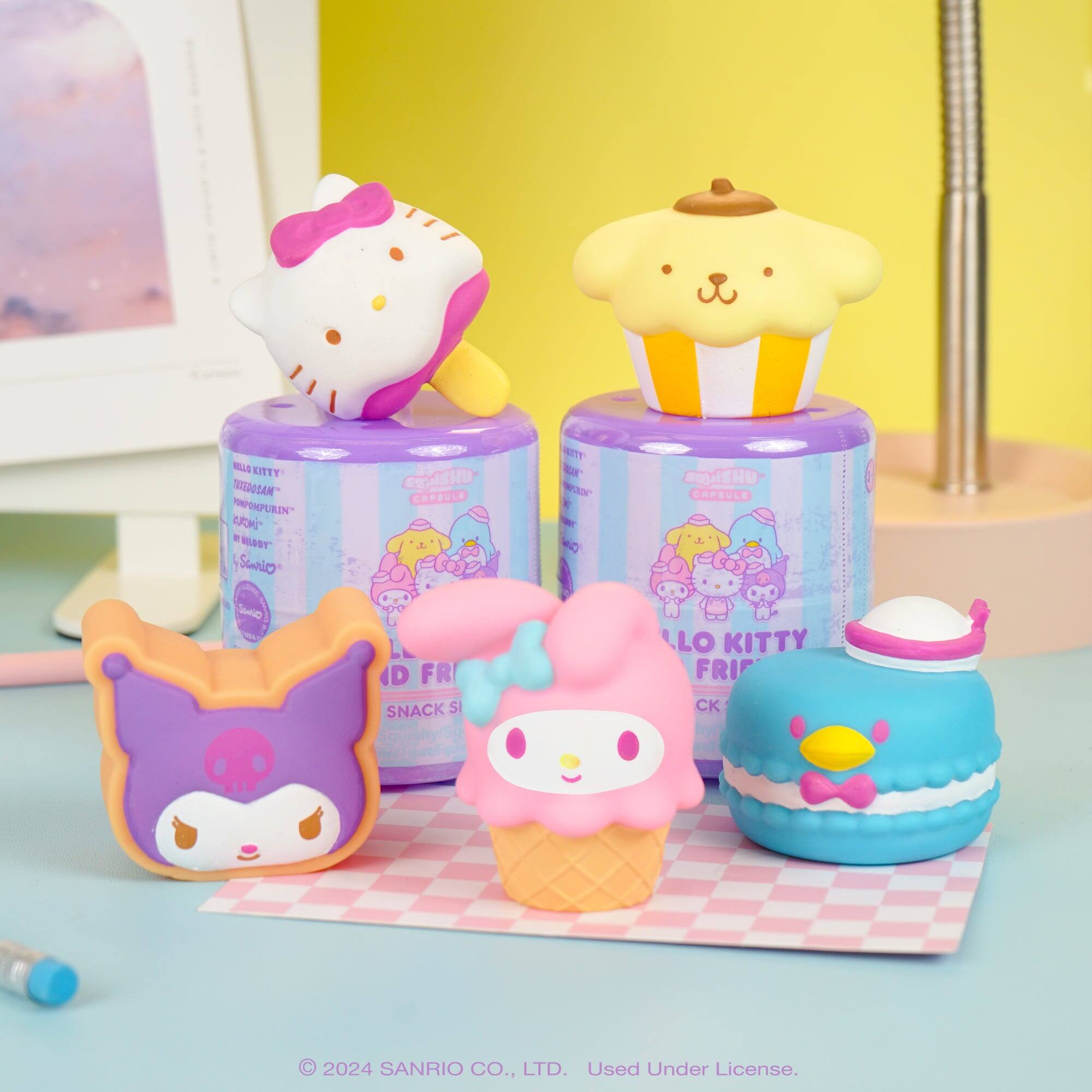 HELLO KITTY TAXEDOSAM COMPOMPURIN wows MOOY" Sinrio Sonio

Ullanya CAPSULE D FR SNACK SI SquishylSg

DKTTY with

CAPSULE LO KITTY FRIE CK

2024 SANRIO CO., LTD. Used Under License.