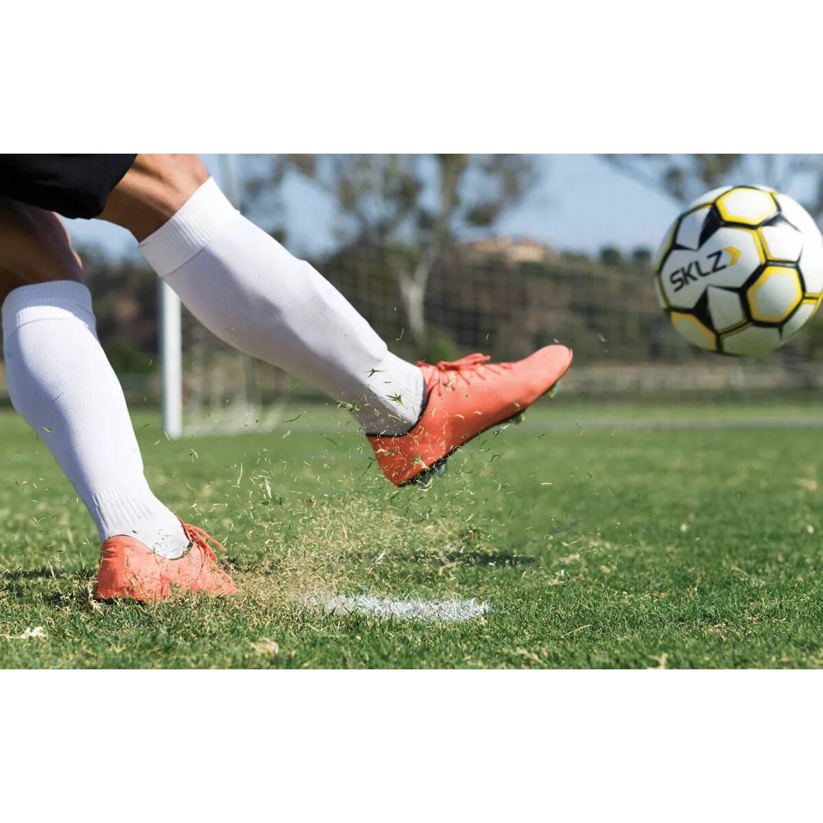 Alt View 1. SKLZ - SKLZ Training Soccer Ball - Size 5 - Yellow - Yellow.