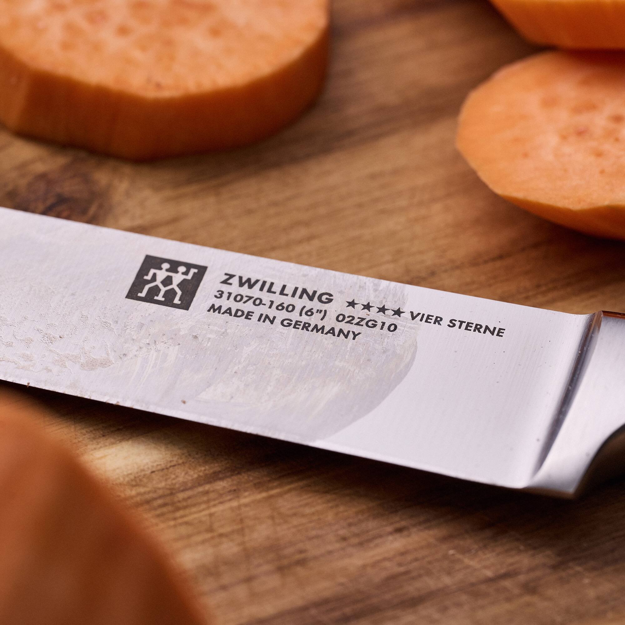 ZWILLING  
31070-160 (6")  
02ZG10  
VIER STERNE  
MADE IN GERMANY