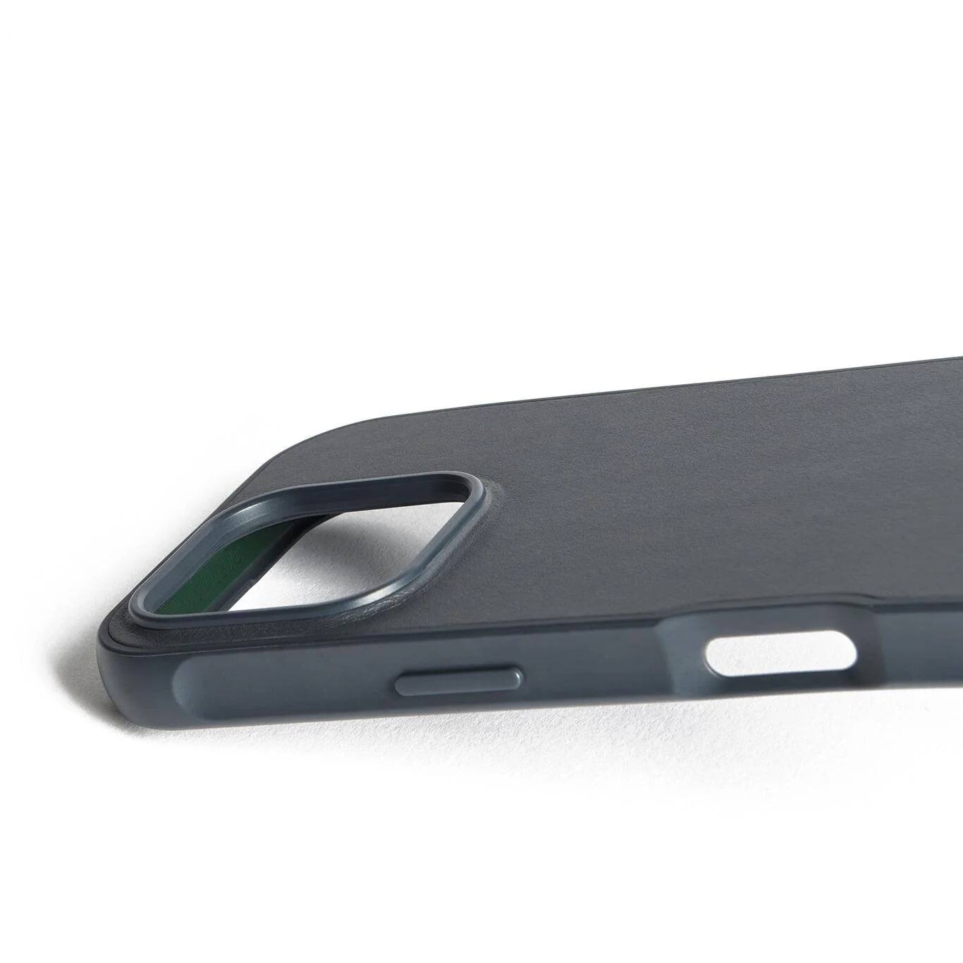 Alt View 6. Mujjo - iPhone 16 Pro Shield Case - Steel Blue.