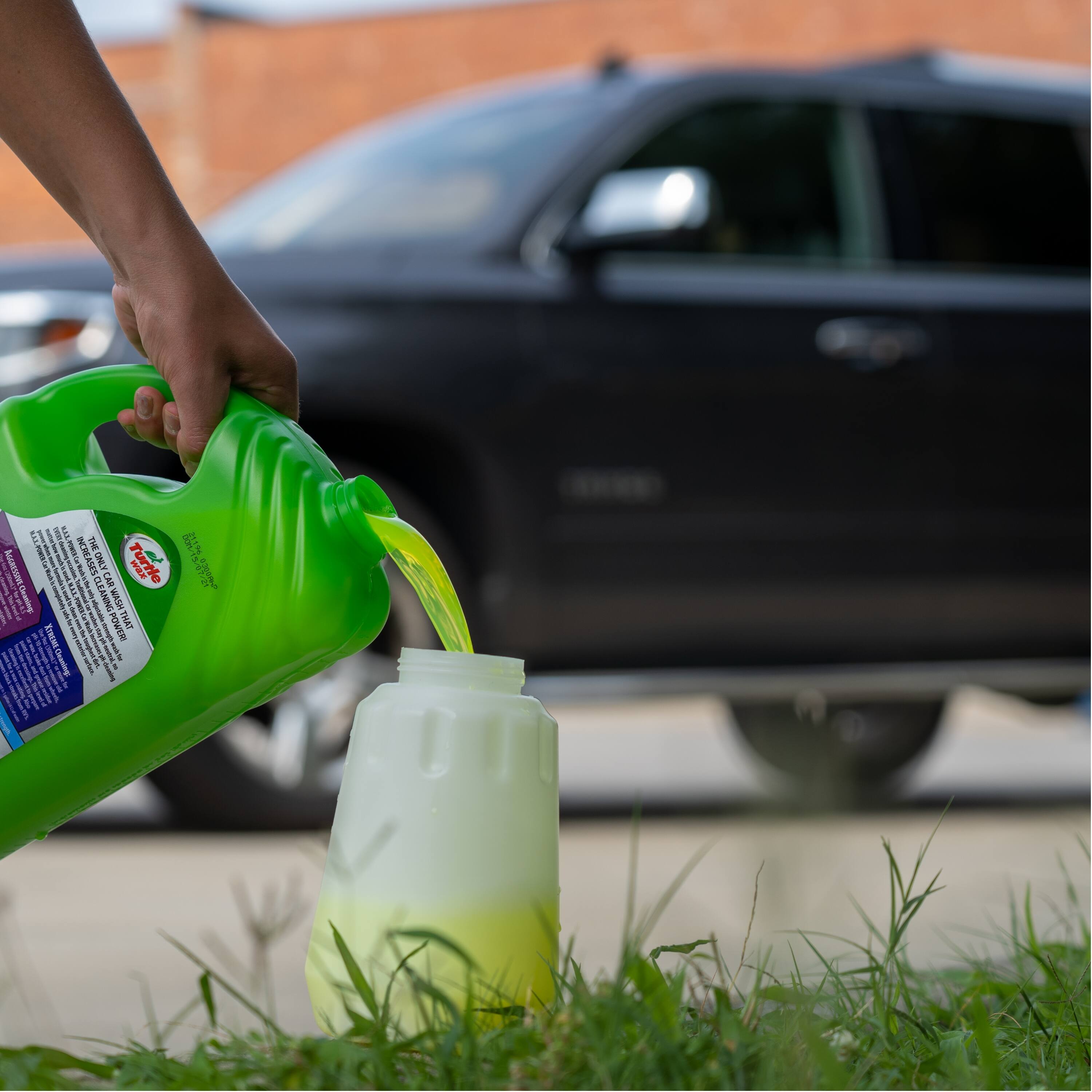 Alt View 21. Greenworks - Pressure Washer Foam Cannon Attachment - Grey.