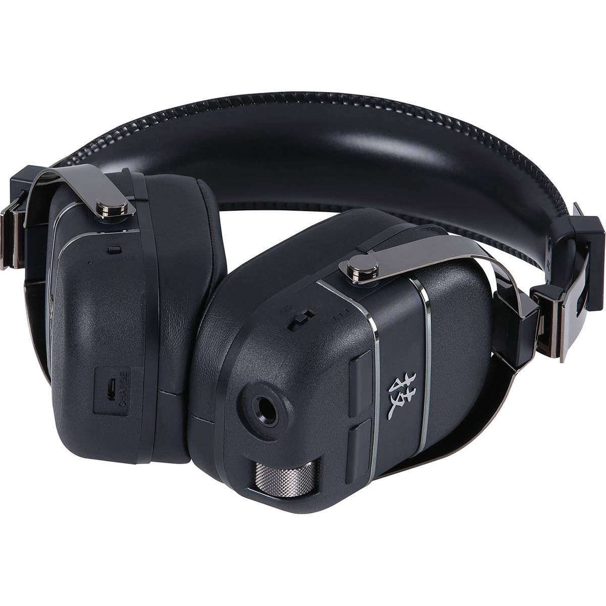 Alt View 1. BOSS - Boss Waza-Air Bass Wireless Personal Bass Guitar Amplification System.