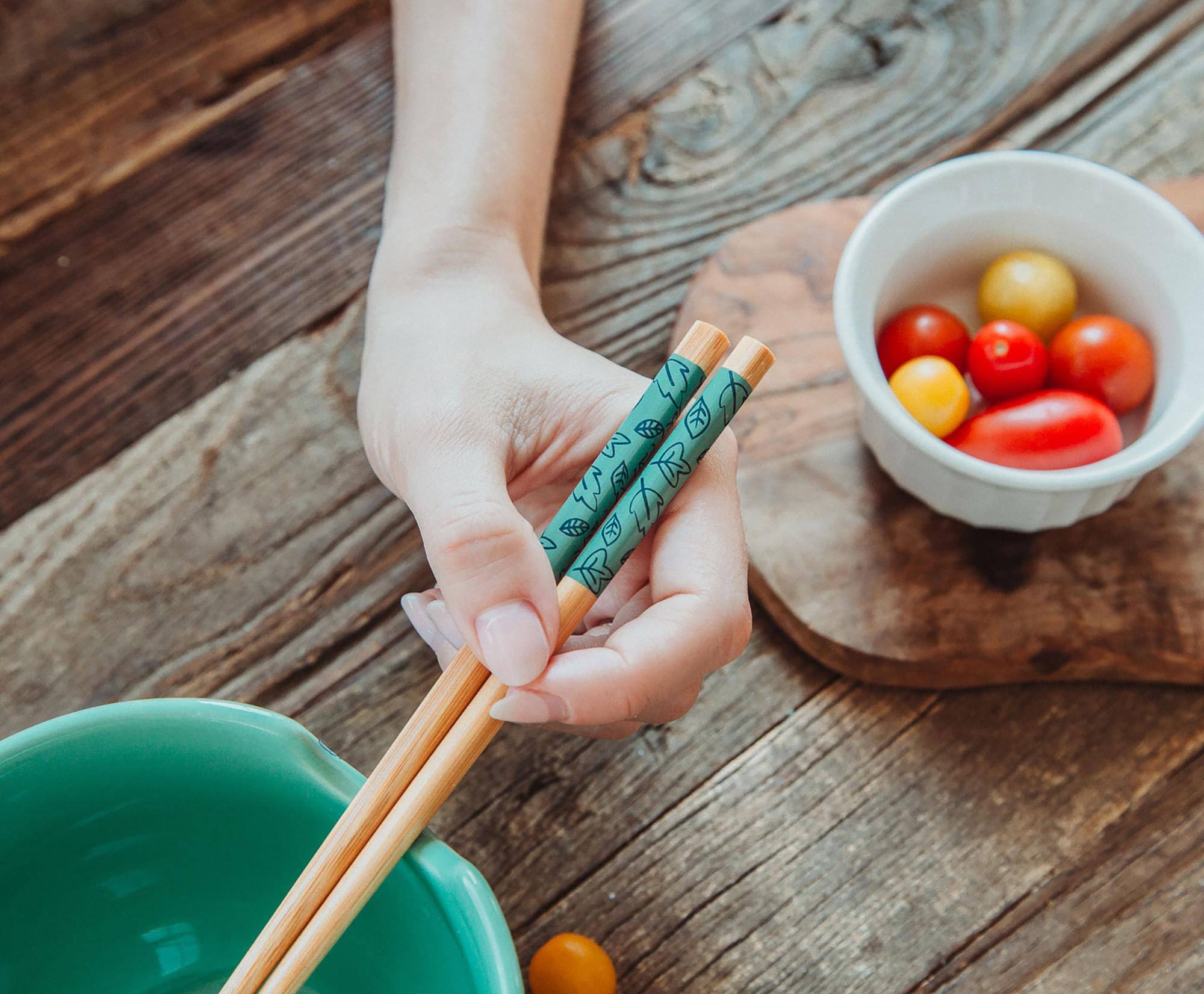 Alt View 2. Disney - Disney Winnie the Pooh Allover Icons 20-Ounce Ramen Bowl and Chopstick Set - Blue.