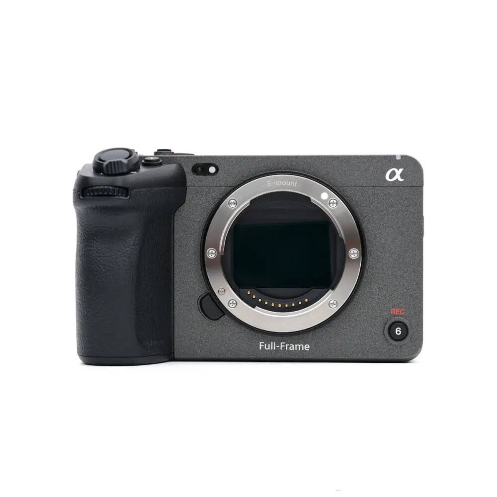 Mount a REC Full-Frame 6