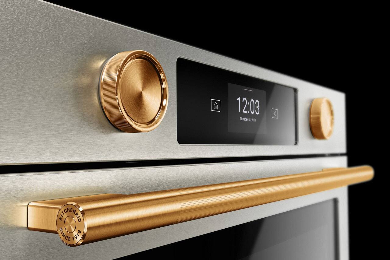 12:03 Thursday, March 31  
KITCHENAID SINCE 1919