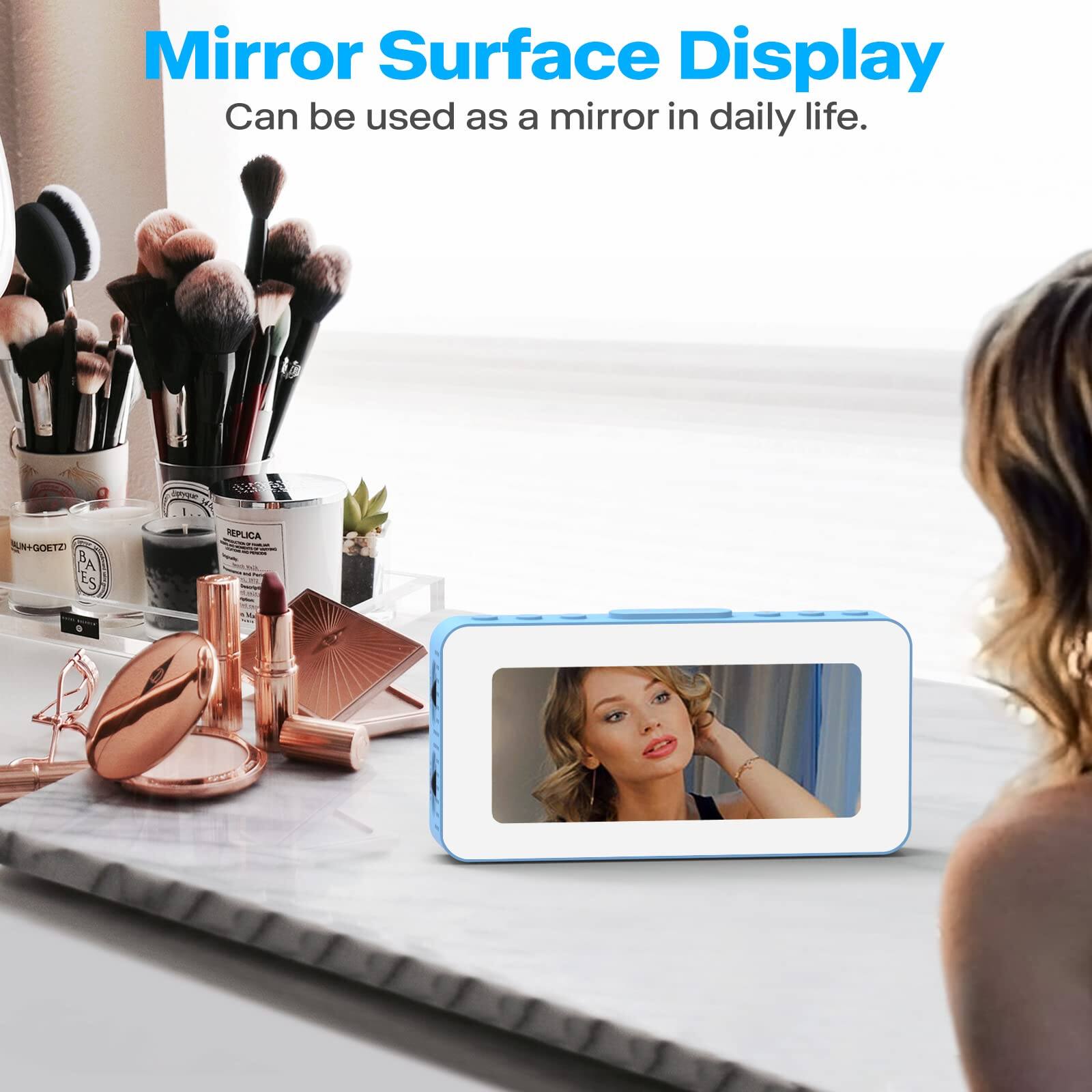 Mirror Surface Display  
Can be used as a mirror in daily life.