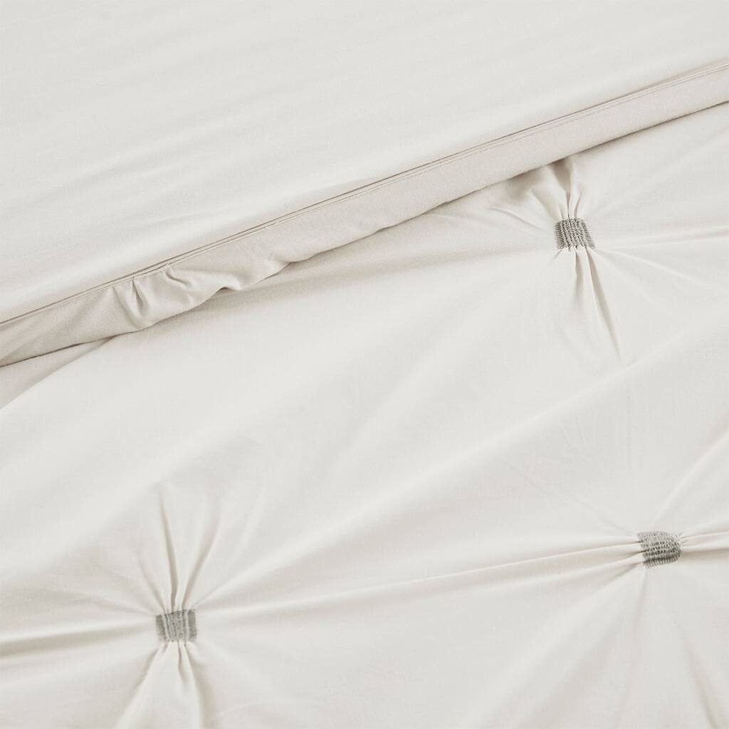 Alt View 5. Gracie Mills - Gracie Mills Velez 3-Piece Modern Elastic Embroidered Cotton Duvet Cover Set - White.