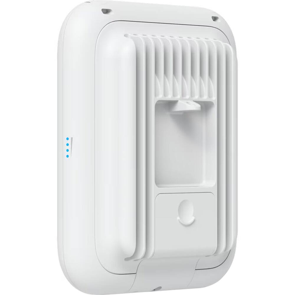 Alt View 4. Ubiquiti - U7 Pro Tri-Band Wi-Fi 7 Access Point U7-Pro-Outdoor-US - White.