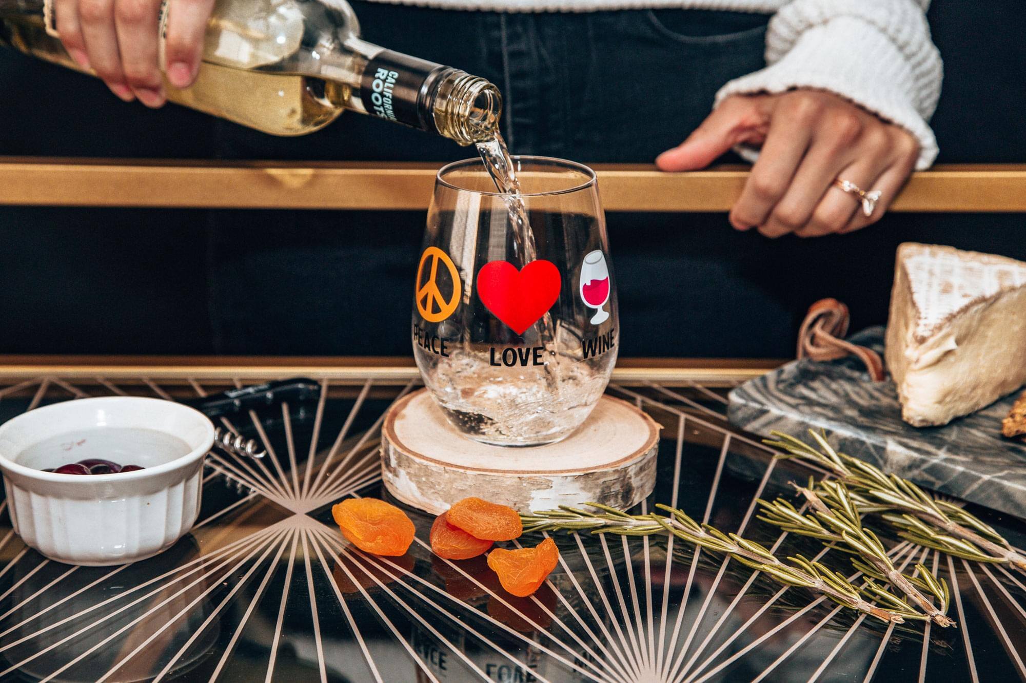 ROOT CALIFORNIA PEACE LOVE WINE