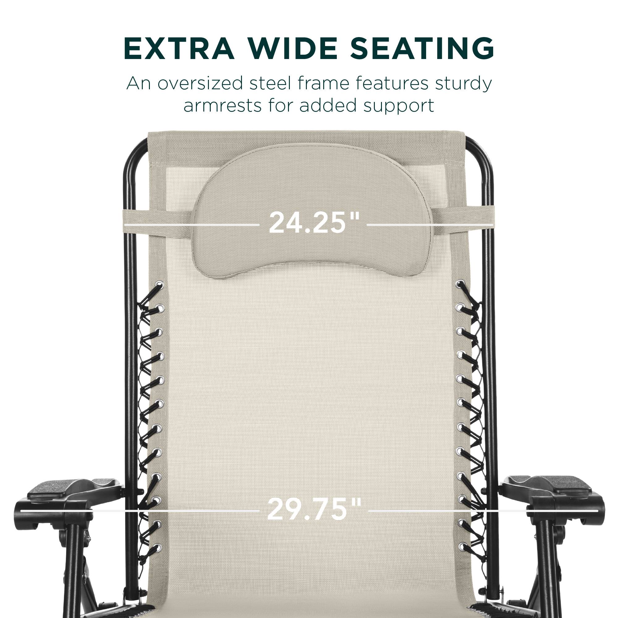 EXTRA WIDE SEATING

An oversized steel frame features sturdy armrests for added support

24.25"

29.75"
