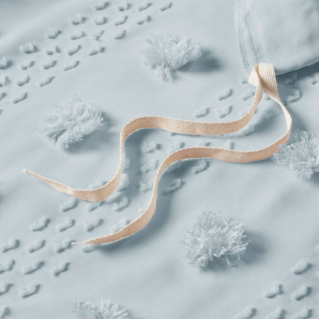 Alt View 3. Gracie Mills - Gracie Mills Eloise Clip Jacquard Duvet Cover Set - Blue.