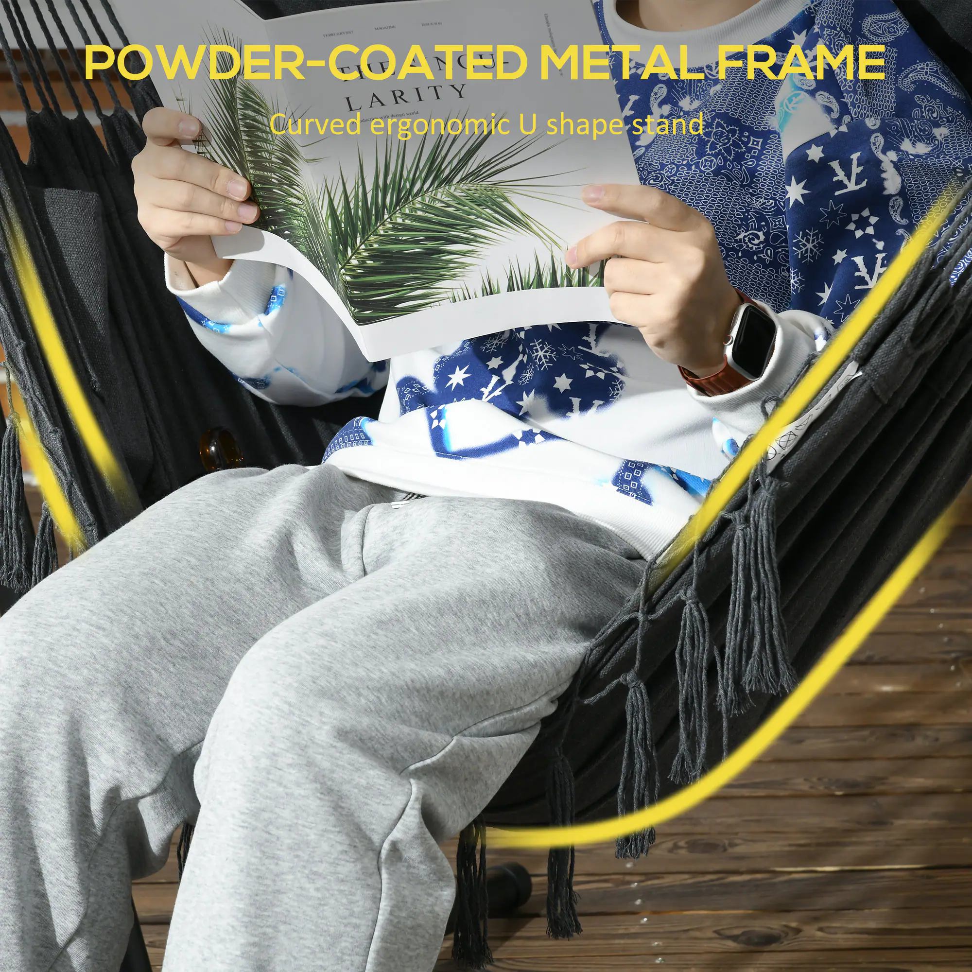 POWDER-COATED METAL FRAME  
LARITY  
Curved ergonomic U shape stand