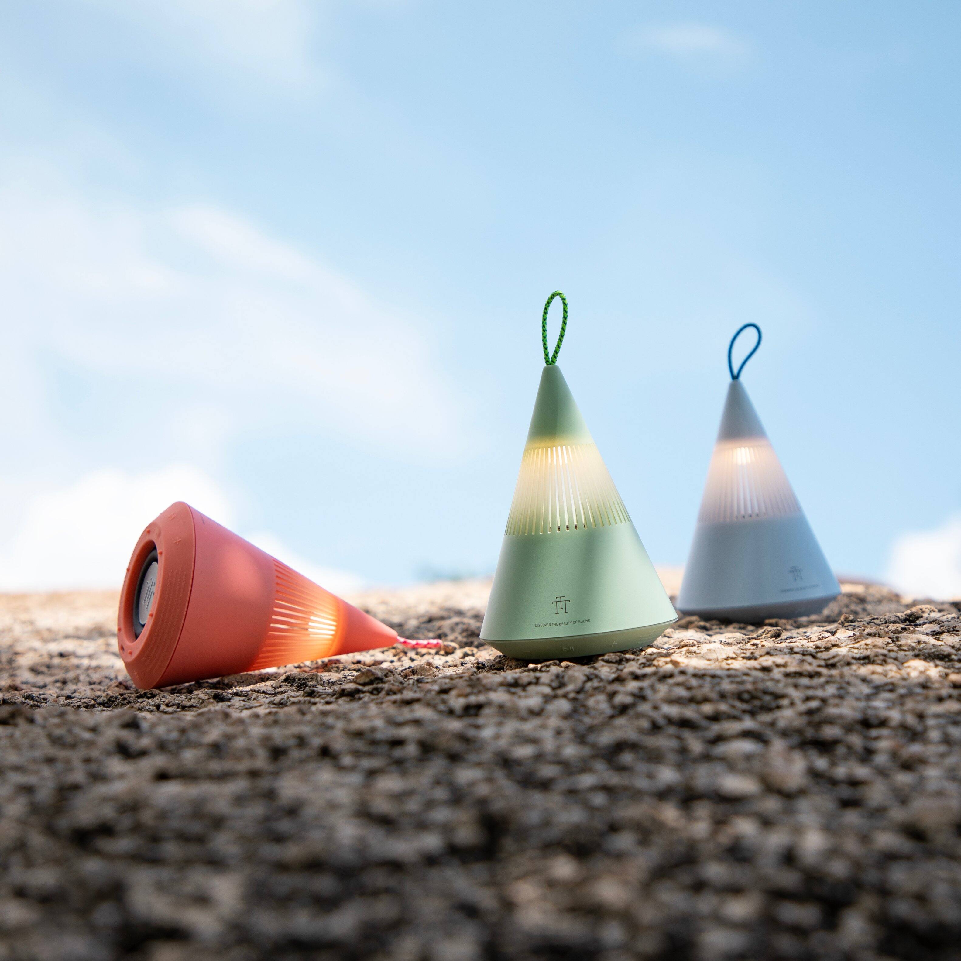 Back. Anysun - 360° Surround Sound Camping Lamp Bluetooth Speaker - IP67 Waterproof, TWS Pairing, 3-Speed Light.