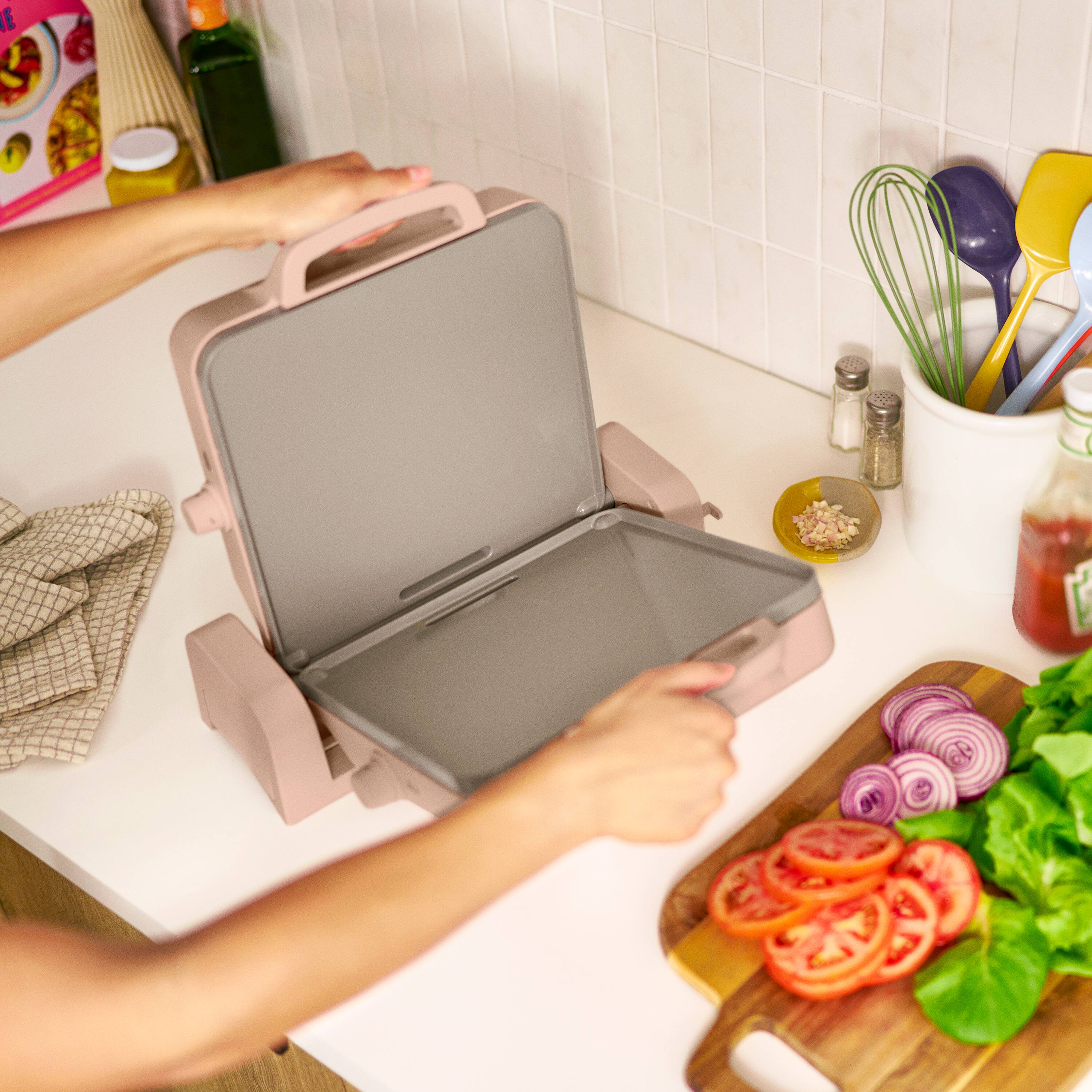 Alt View 6. Bella - Fits-anywhere Kitchenware: 10" x 20" Fold & Store Dual Temp Electric Griddle - Blossom.