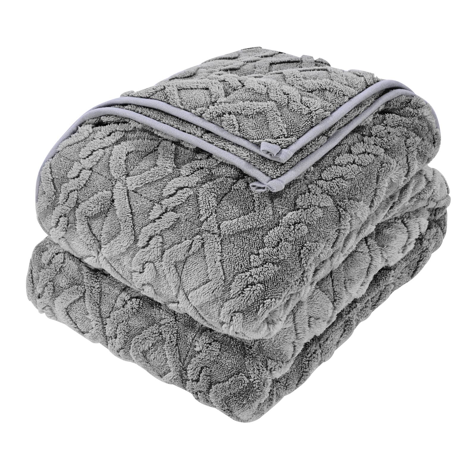 Alt View 5. VEVOR - Weighted Blanket,20 lbs,60 x 80 in Queen Size, Sherpa Fleece Heavy Blanket with Glass Beads, Soft Warm Cozy Fluffy Touch - Gray.