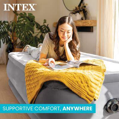 Intex Comfort Deluxe Dura Beam Plush Air Mattress Bed with Built Intex Comfort Deluxe Dura Beam Plush Air Mattress Bed with Built