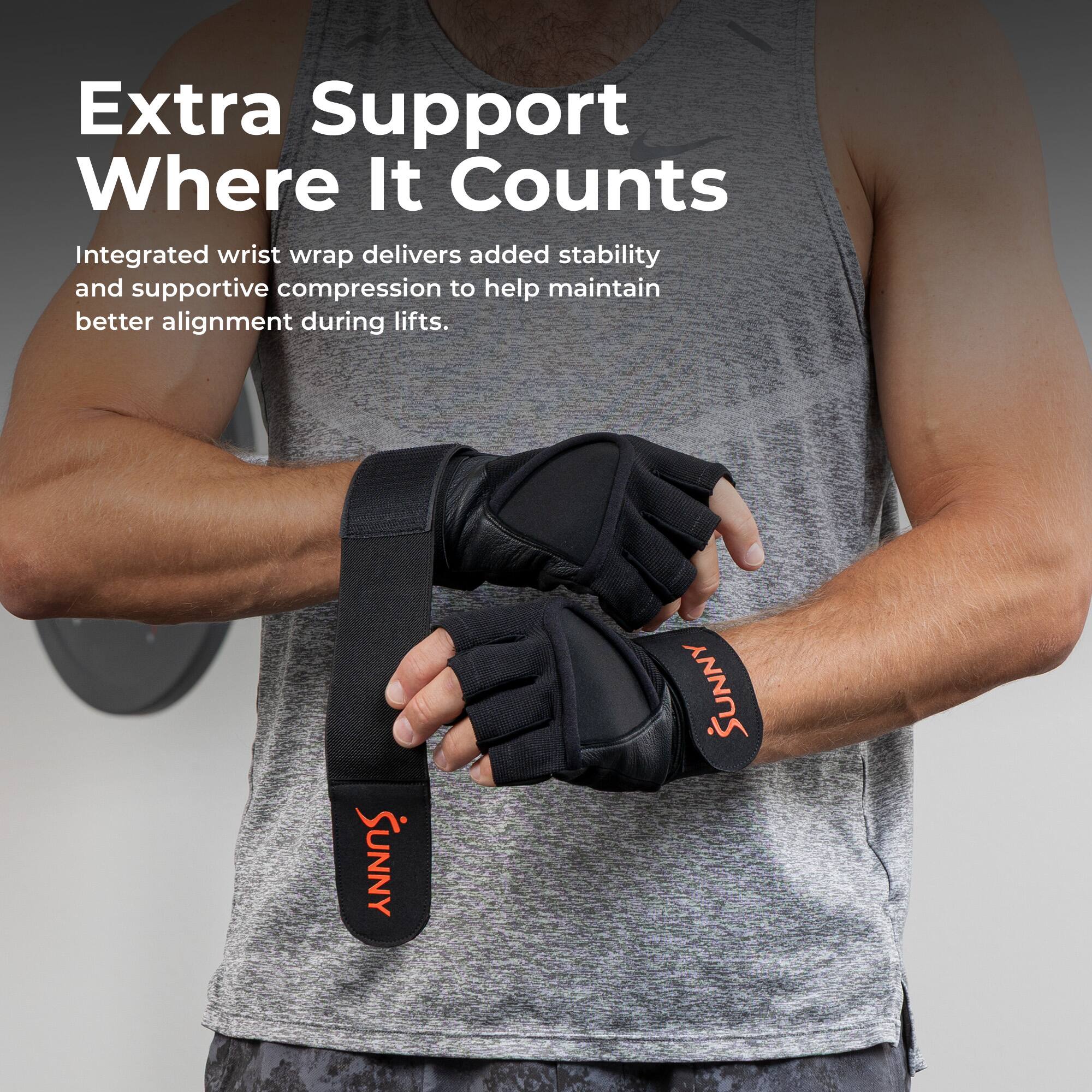 Extra Support Where It Counts

Integrated wrist wrap delivers added stability and supportive compression to help maintain better alignment during lifts.