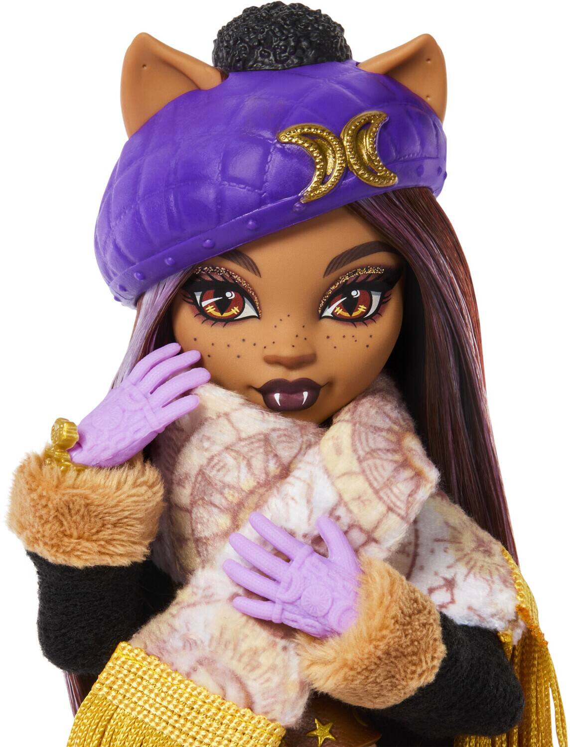 Alt View 3. Mattel - Monster High Skulltimate Secrets: Cabin Slay-Cation Clawdeen Wolf Doll and Playset   - COLLECTIBLES - Multicolor.