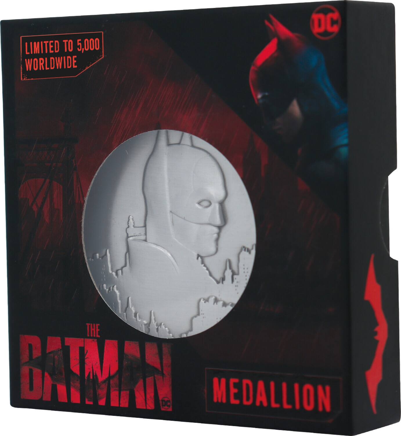 LIMITED TO 5,000 WORLDWIDE  
DC THE BATMAN DC MEDALLION