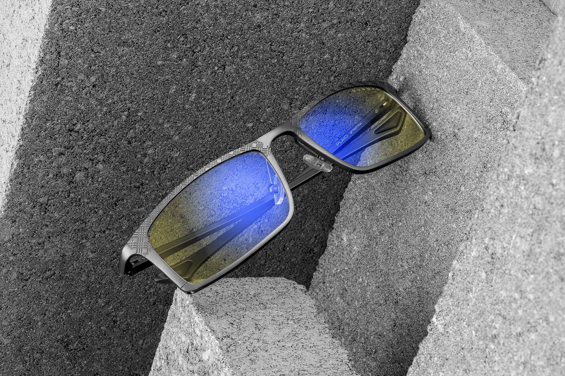 GUNNAR Computer Glasses Plaid, Graphite, Amber Lens Blue Light Blocking ...