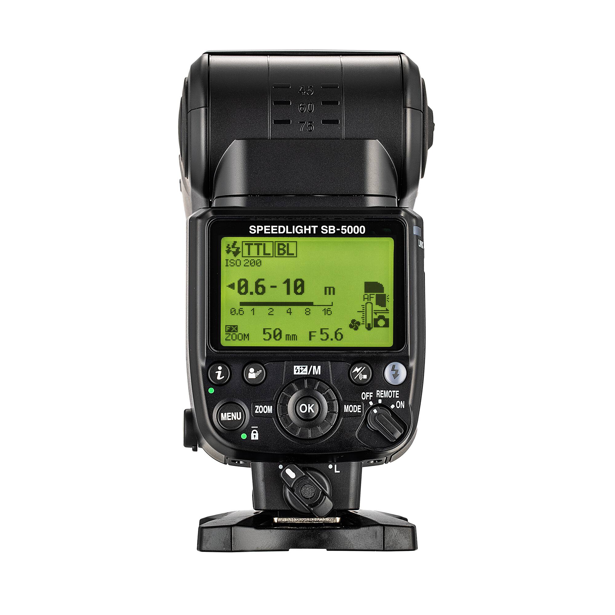 45 F = 75 SPEEDLIGHT SB-5000 TTL BL ISO 200 0.6-10 m AF 0.6 1 2 4 8 16 I a ZOOM 50 mm F 5.6 D 21% /M MENU ZOOM OK OFF REMOTE ON MODE a L