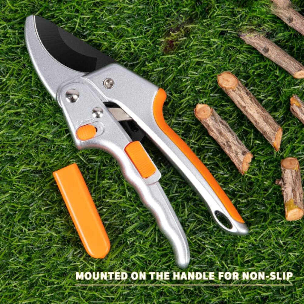 MOUNTED ON THE HANDLE FOR NON-SLIP