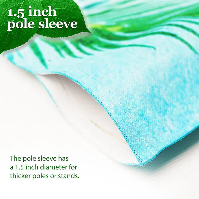 1.5 inch pole sleeve

The pole sleeve has a 1.5 inch diameter for thicker poles or stands.