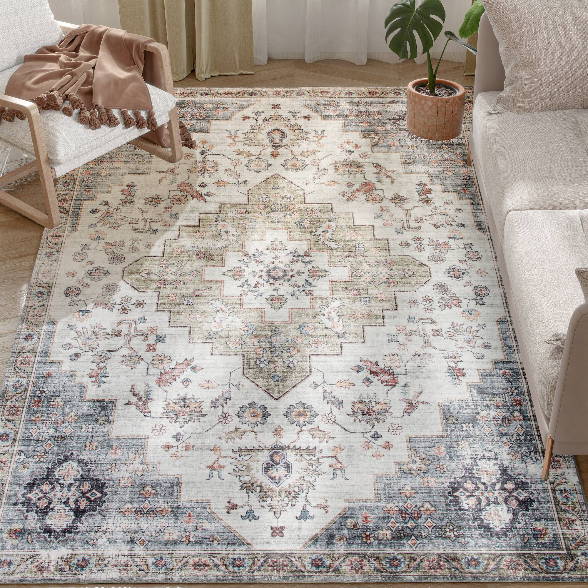 Homcom - Washable Area Rug 5'x7', Vintage Indoor Distressed Carpet, Floral Print, Green - Brown and Green