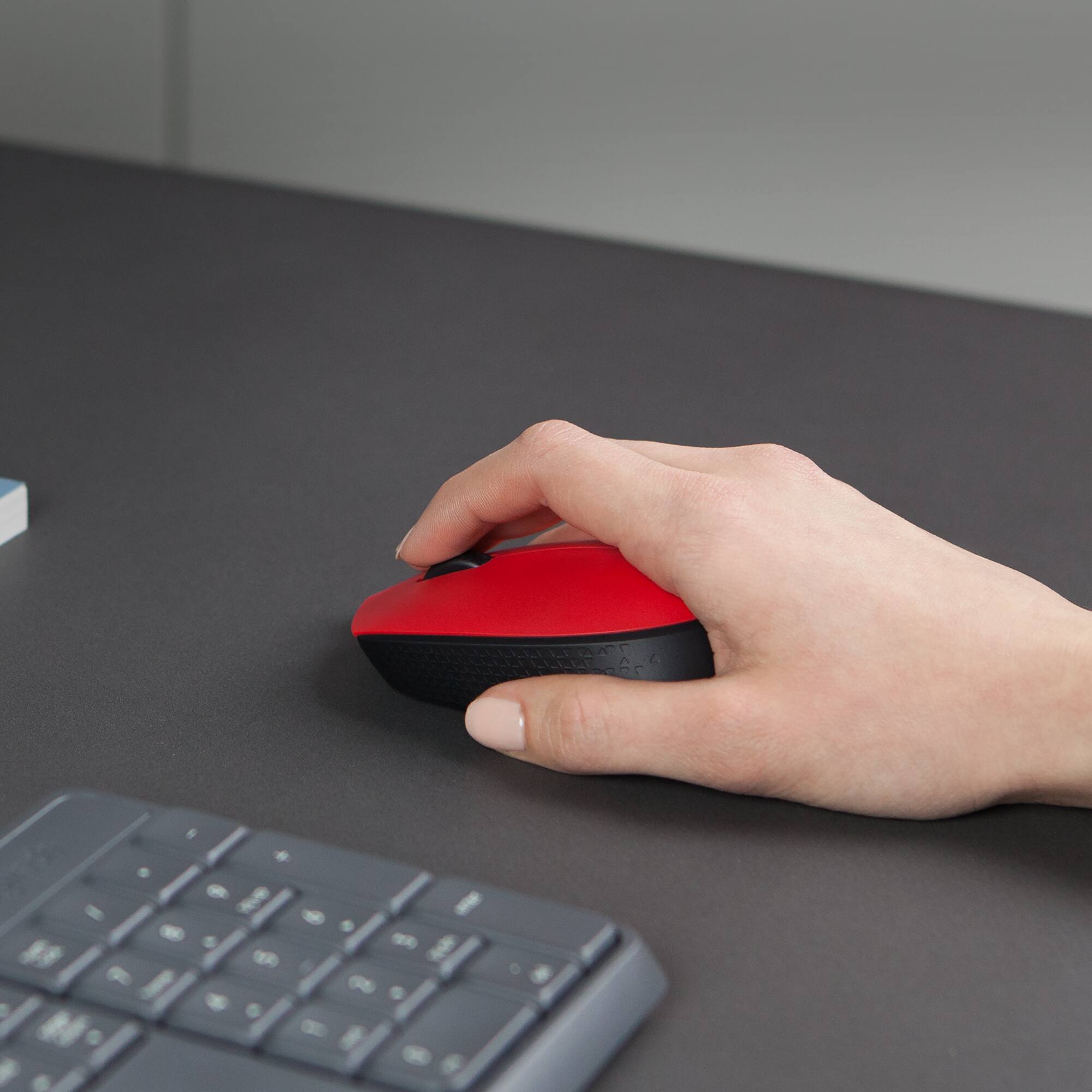 Alt View 12. Logitech - M170 Wireless Compact Optical Ambidextrous Mouse - Red.